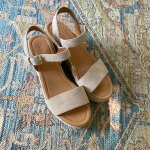 J Crew platform